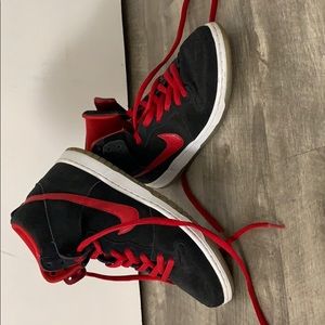 Nike SB Dunk High Pro shoes